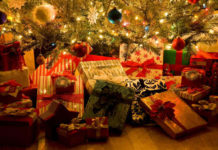 8 Creative Tech Christmas Gift Ideas for Friends & Family Chritmas gift ideas